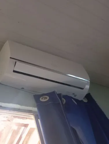 Vendo ar condicionado com 6 meses de uso muito pouco usado