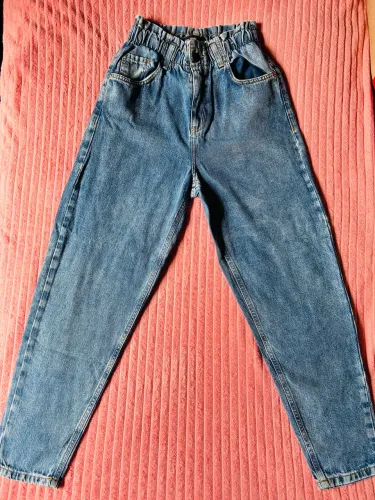 Calça Usada em Ótimo Estado - Preço Acessível