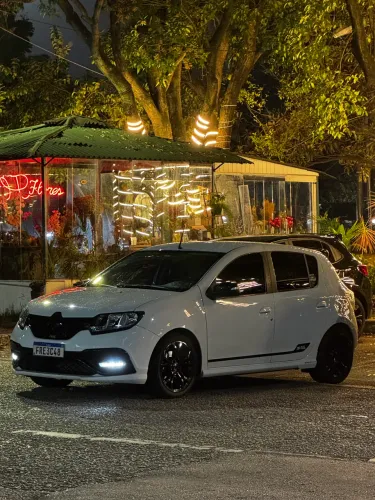 Renault Sandero Sport RS 2.0 Hi-power 16V 5P 2017