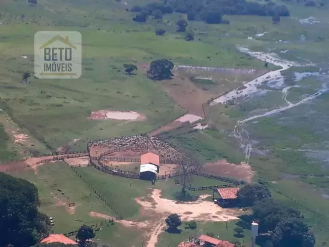 Fazenda/Sítio/Chácara para venda tem 88 mil hectare em Zona Rural - Poconé - MT