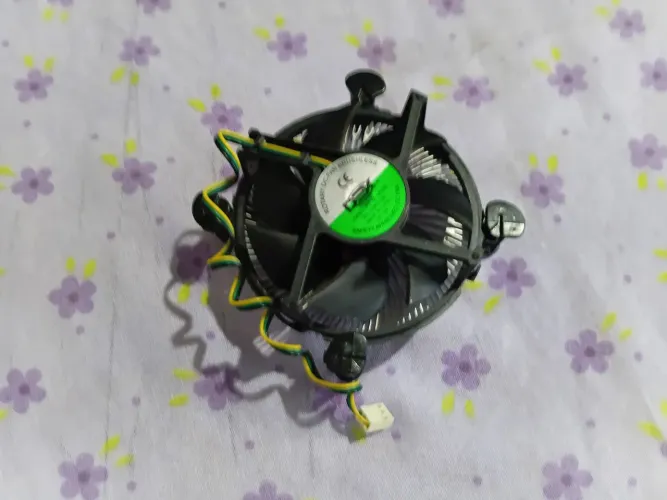 Cooler para placa mãe lga 1155 refrigeração da cpu funcionando perfeitamente testado 