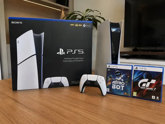 PS5 Mídia Digital 825GB