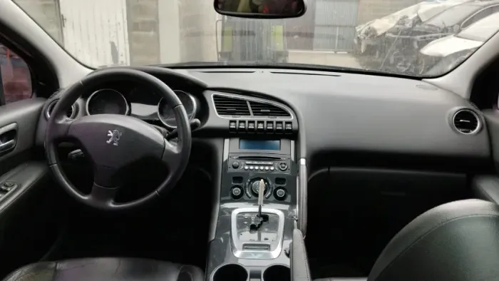 TEMOS PEÇAS PARA ESSA SUCATA!PEUGEOT 3008 1.6 AUT. ANO 2011