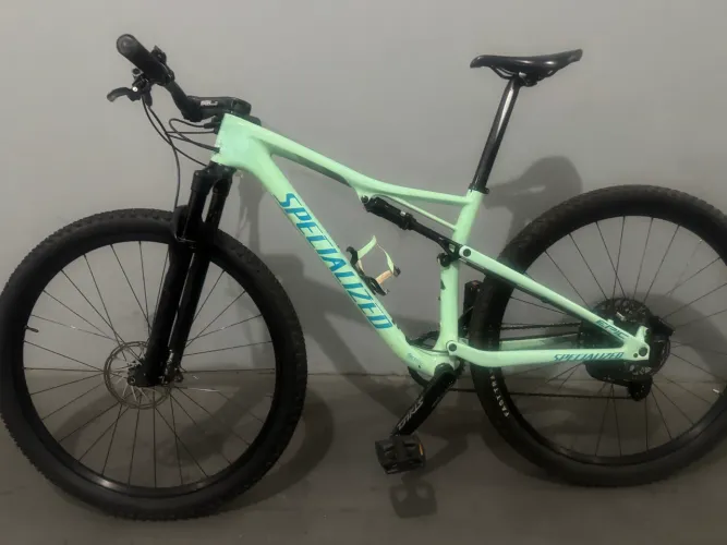 Specialized Epic Carbon Full M