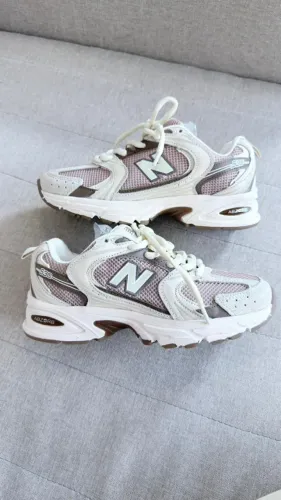 Tênis New Balance 530 Couro Bege Latex Feminino - Disponível 34 ao 39 (Foto Real)