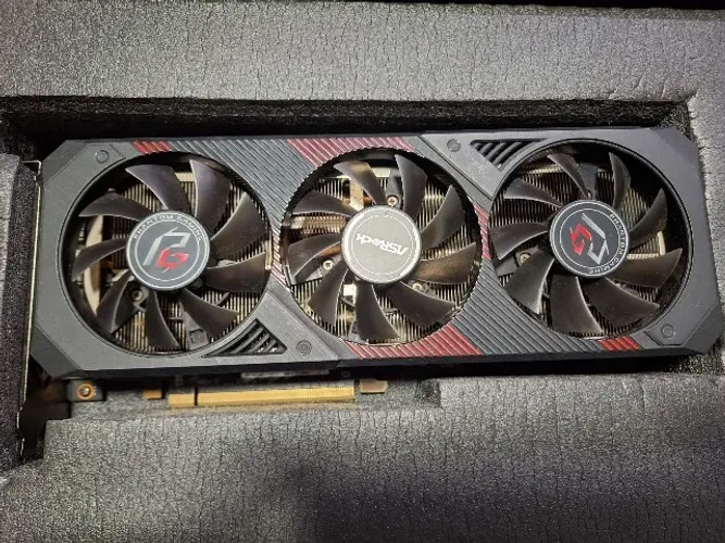 RX 5600 XT ASRock Phantom Gaming D 6GB - Defeito BGA (Para Peças/Conserto)