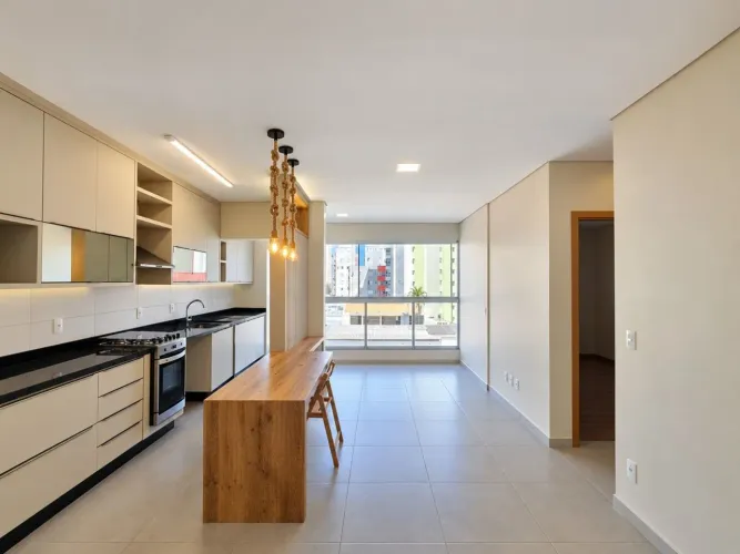 Apartamento com 2 quartos para alugar, 65 m² por R$ 3.300/mês - Vila Ipiranga - Londrina/P