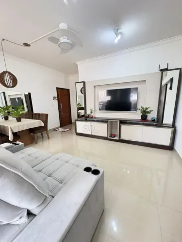 Apartamento mobiliado para aluguel no Edifício Praia Alegre - Centro de Penha/SC