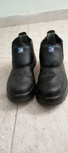 Botina composite N43/50 reais.