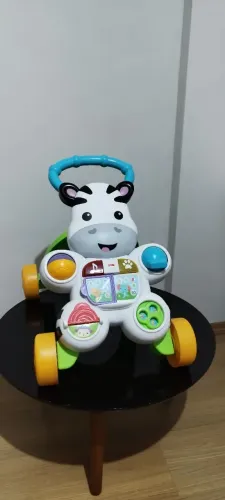 Andador Fischer-Price Zebra, Áudio Visual 