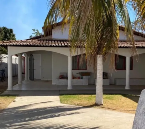 CASA Á VENDA EM PIRAPORA - OPORTUNIDADE!