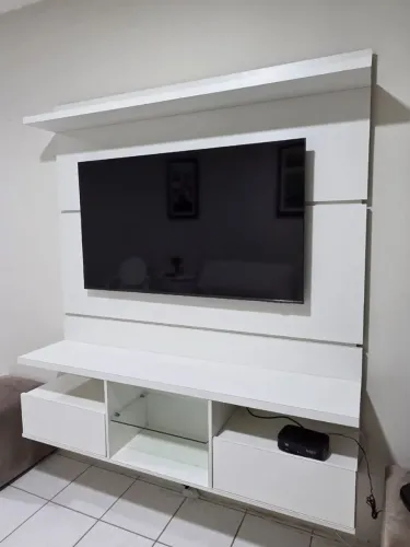 TV - Full HD - semi nova