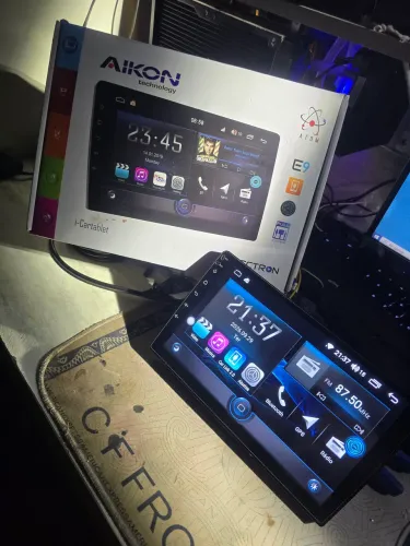 Central Multimídia Aikon i-Cartablet E9 Atom