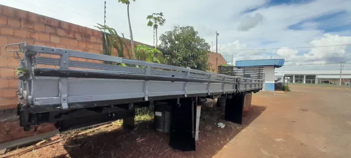 Carroceria 8.20 mts carga seca