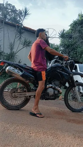 Lander 250 2008 , com kit de relação novinha