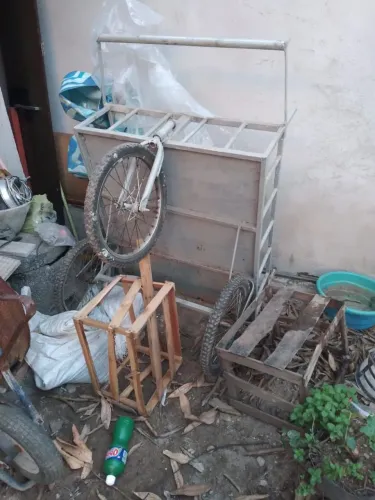 Vendo carrinho serve pra reciclagem frete etc