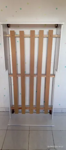 Vende-se cama infantil semi nova