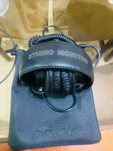 Fone de ouvido profissional Sony MDR 7506