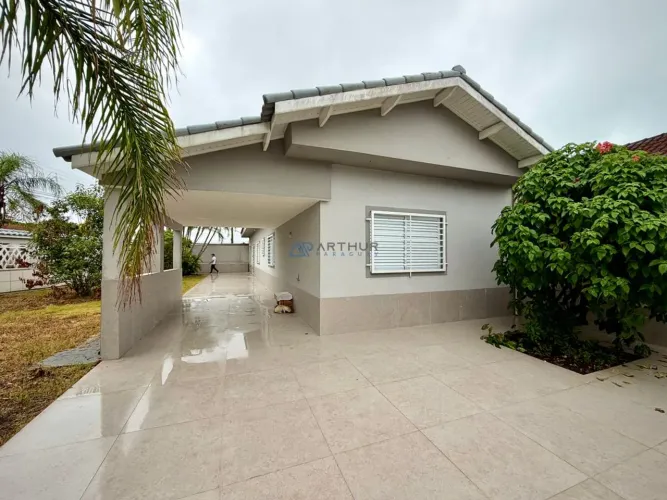 Casa à venda no bairro Jd. Real em Praia Grande, excelente localização