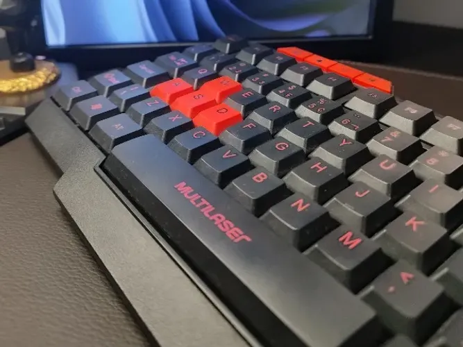 Teclado Gamer Multilaser TC160 USB - Teclas Multimídia e Atalhos RED