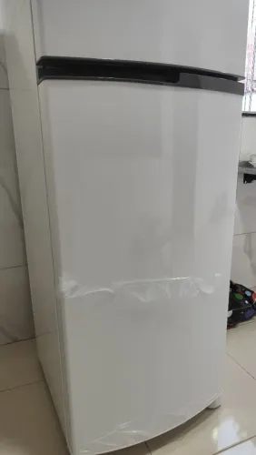 Geladeira Frost Free Duplex 333 Litros Consul, ainda na garantia.