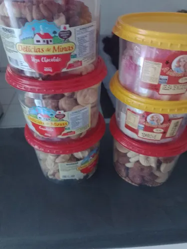 Bolachas doces e farofa