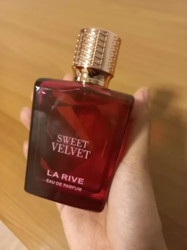 Perfume La Rive Wild Kiss