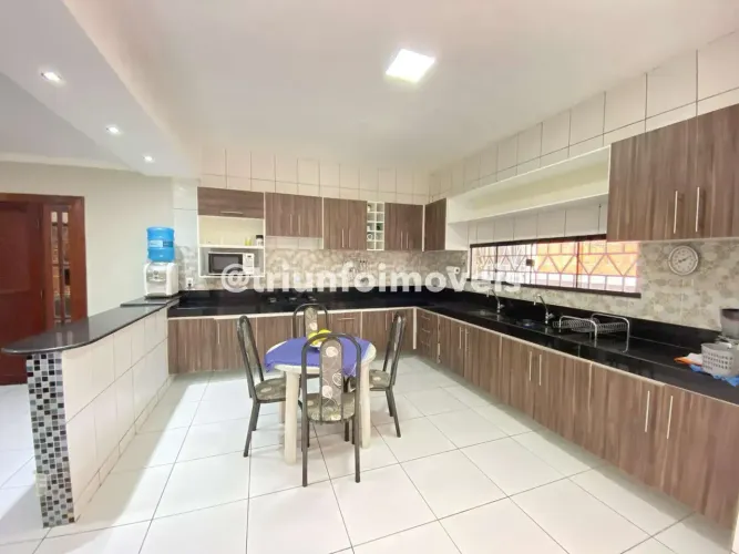 Casa duplex a venda em Parnaíba com 5 Quartos
