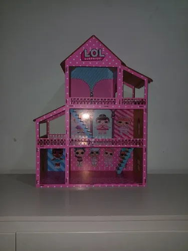 Vendo casa da lol em perfeito estado 