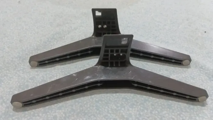 Base pedestal LG 60/65UJ63 MAM643875