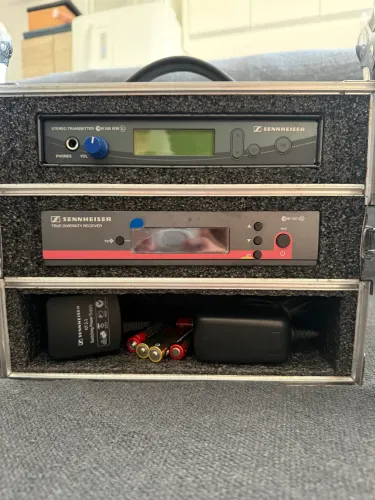 Microfone e Retorno In Ear Seenheiser + Case