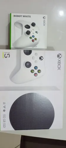 Xbox Series S 512gb + 2 Controles (seminovo)