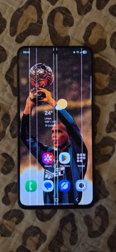 Celular Samsung S21 fe com LEDs DA TELA QUEIMADO