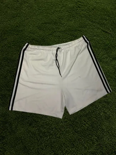 Shorts / bermuda Adidas esportivo
