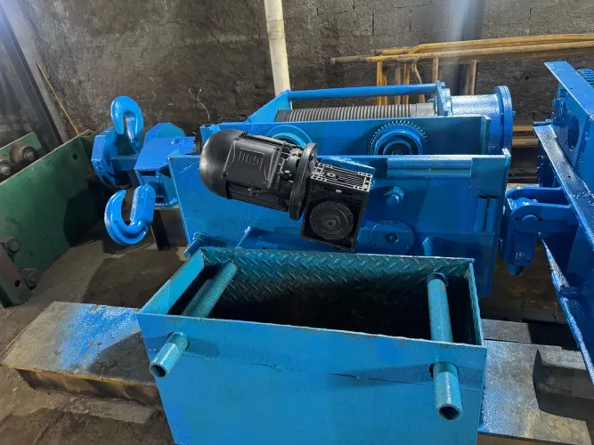 TALHA ELÉTRICA CAP 10 TON