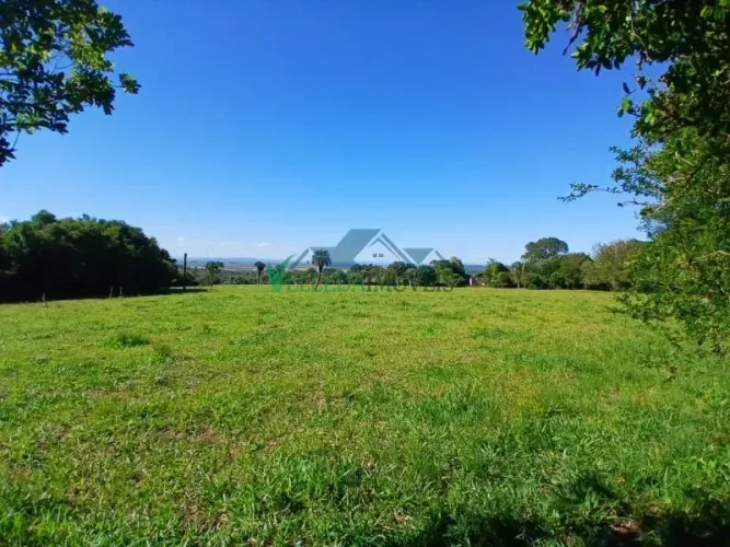 BARBADA! Sítio de 2 hectares com vista eterna e acesso privativo - apenas 500m do asfalto