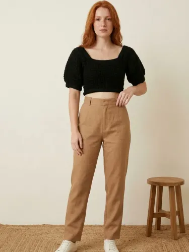 Cropped de Crochê Feminino Preto | Manga Curta | Novo