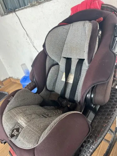 Cadeirinha de carrinho