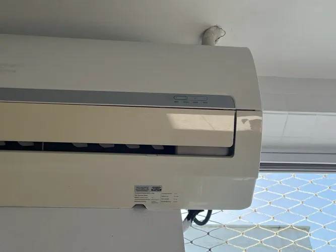 Ar-condicionado SplitSpringerMidea18000 BTU?s, 220v.