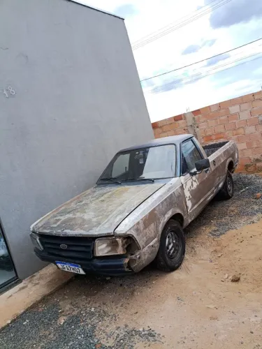 Ford Pampa L 1.8i / 1.8 1990