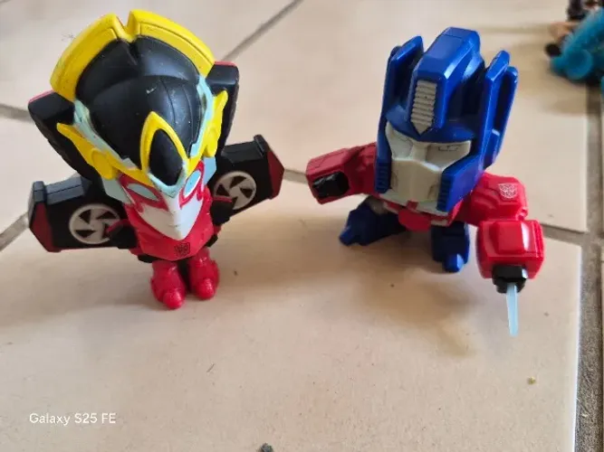 Optimus Prime, Windblade Figuras colecionaveis McDonalds Transformers Bumblebee