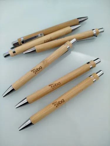Caneta personalizada