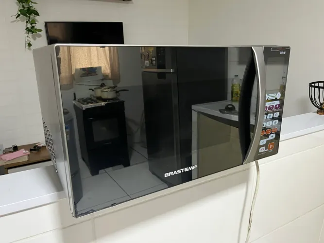 Microondas Brastemp com grill 30 litros