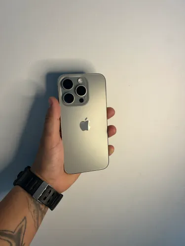 15 PRO (128GB)