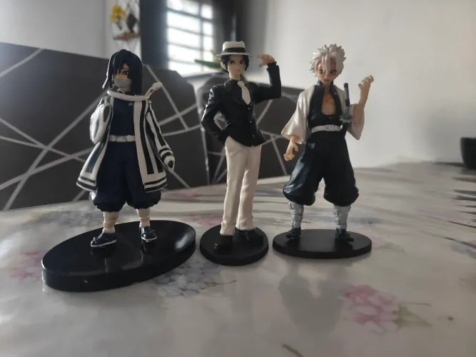 3 Bonecos/Figures Demom Slayer kimetsu no Yaiba