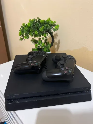 ? PS4 SLIM 1TB COMPLETO + JOGOS + 2 CONTROLES ?