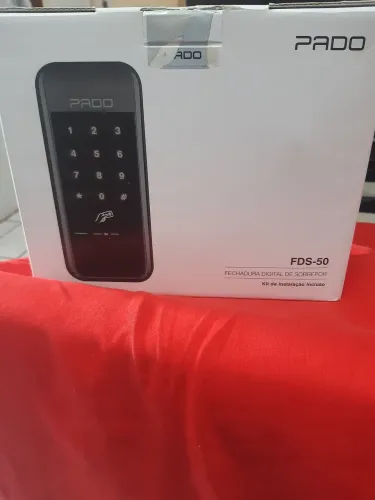 VENDO FECHADURA DIGITAL SOBREPOR DA PADO VEM COM 5 CARTÕES