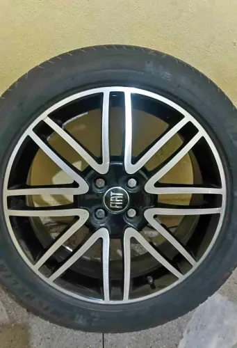 4 RODAS ARO 17 COM OS PNEUS