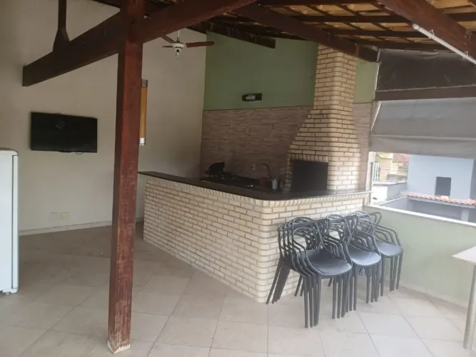 Casa com 3 quartos para alugar, 143 m² por R$ 3.200/mês - Barreto - Niterói/RJ