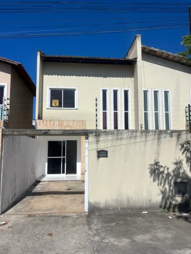 Alugo excelente duplex no Aquiraz.